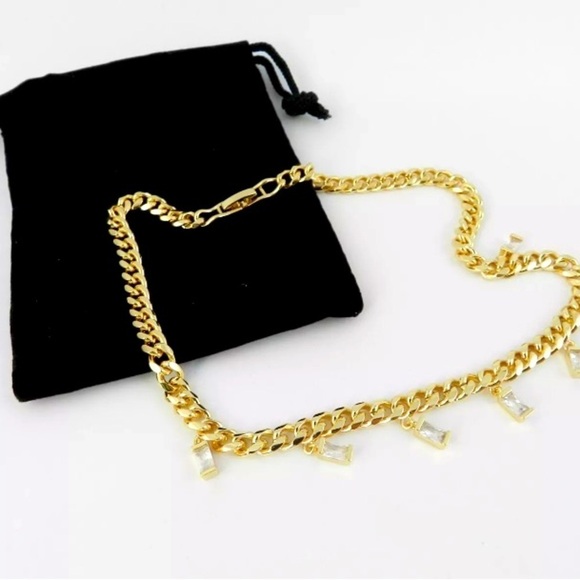 MACY'S  Cubic Zirconia Link Necklace - NWT - Picture 4 of 4